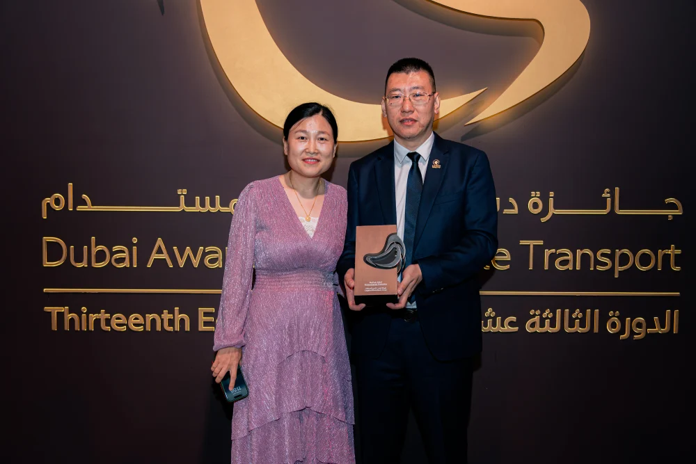 Kai-Zheng-Mira-with-Dast-Award